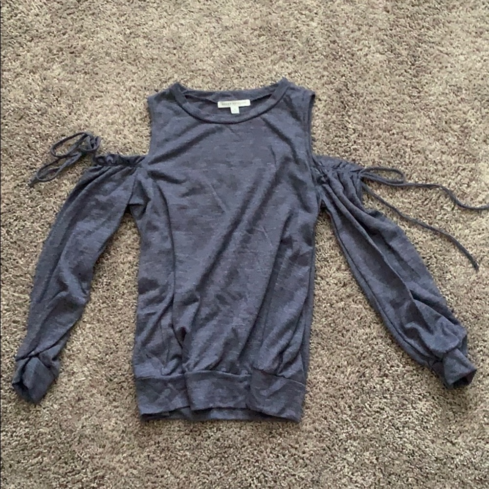 Women’s Tops